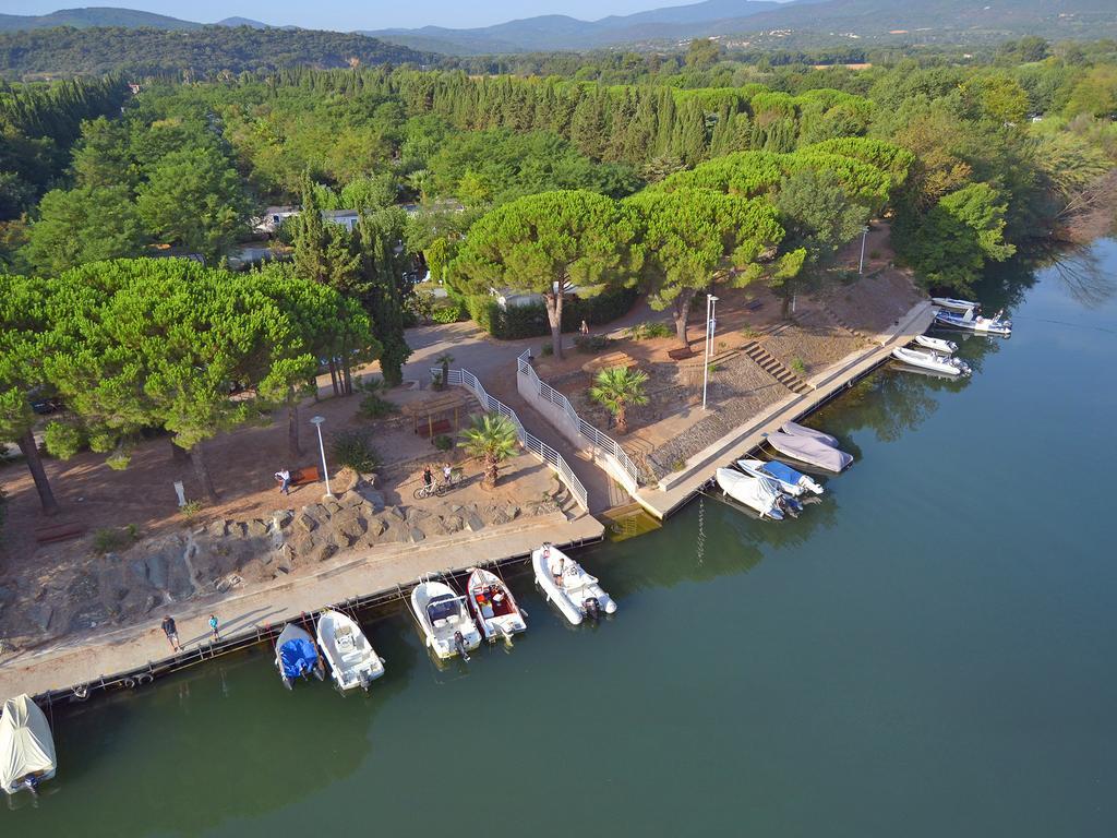 Ecolodge L'Etoile D'Argens Officiel Сент-Егюльф Екстер'єр фото