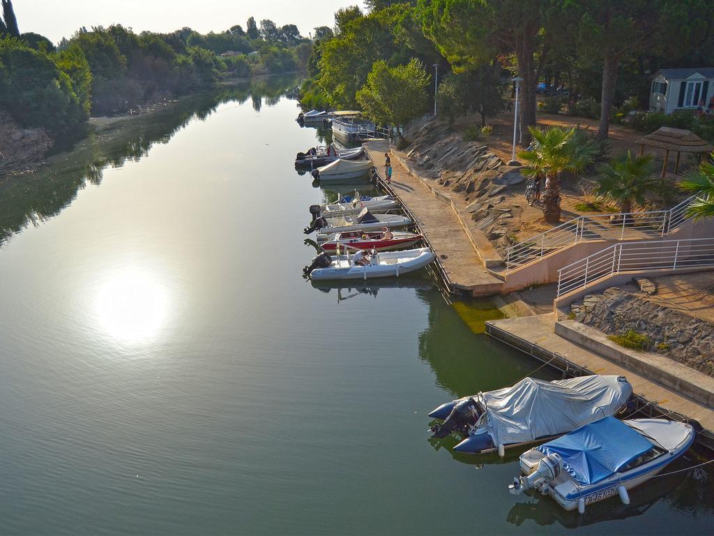 Ecolodge L'Etoile D'Argens Officiel Сент-Егюльф Екстер'єр фото